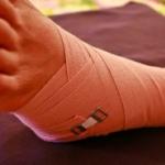 टखने के जोड़ की चोटों का उपचार: चरण, परिणाम