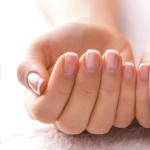 爪の健康状態を判断する方法 - 診断のためのいくつかのヒント 爪甲上の病気の兆候