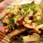 Cepti kartupeļi ar sēnēm - receptes vārīšanai pannā