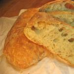 Ciabatta：ステップバイステップの説明でオーブンでパンを焼くためのレシピ