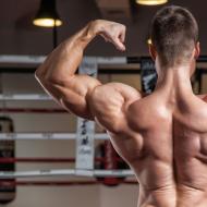 Kakla muskuļi trenējas spēka un apjoma ziņā